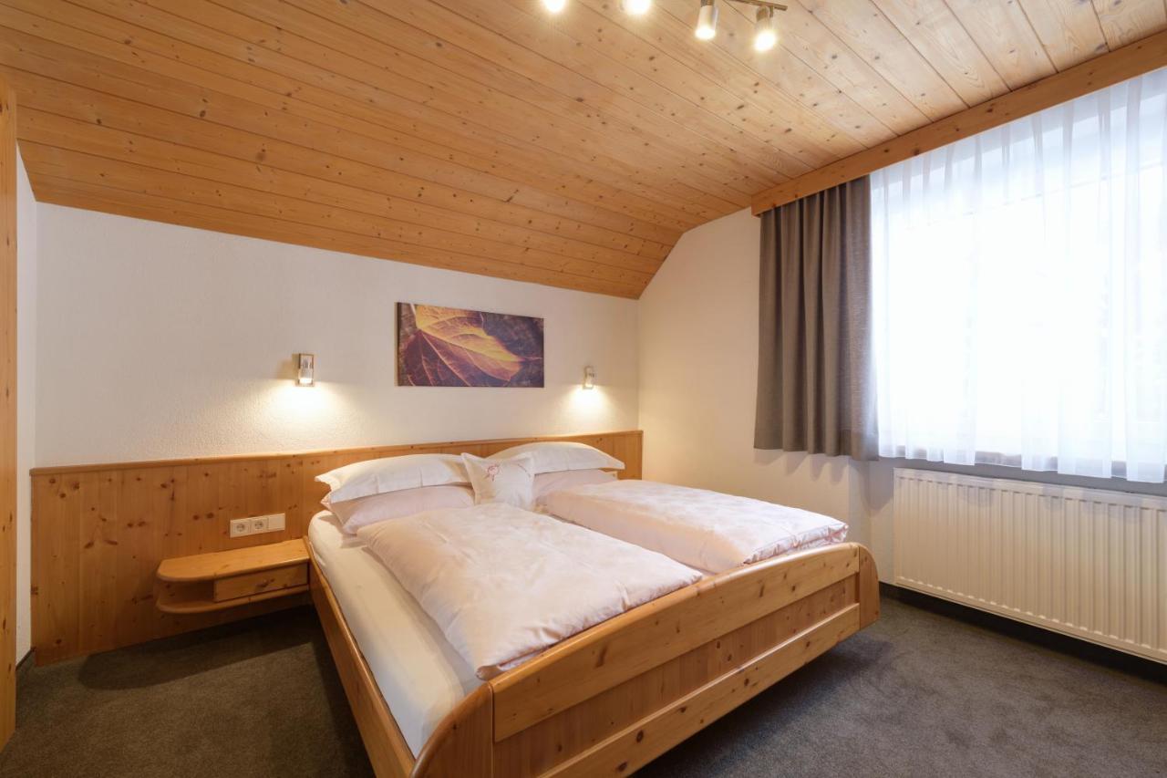Haus Scheibler Hotel Sankt Anton am Arlberg Bagian luar foto